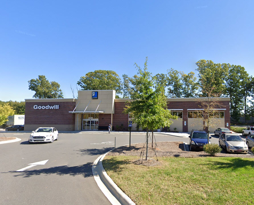 Picture of front of Goodwill Store